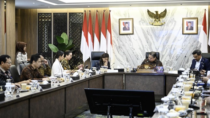 Menkomdigi dalam Rapat Penyelenggaraan Harbolnas dan BINA 2024